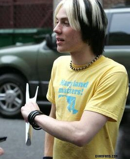 Spinfire - s cudnym ucesom ale stale kraaaasnucky.jpg